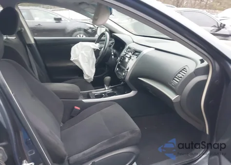 2013 Nissan Altima 2.5 Sv из США, поврежденный, VIN 1N4AL3AP0DN447192